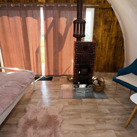 Hotel Sunrise Glamping Retreat à Galesu Chambre photo