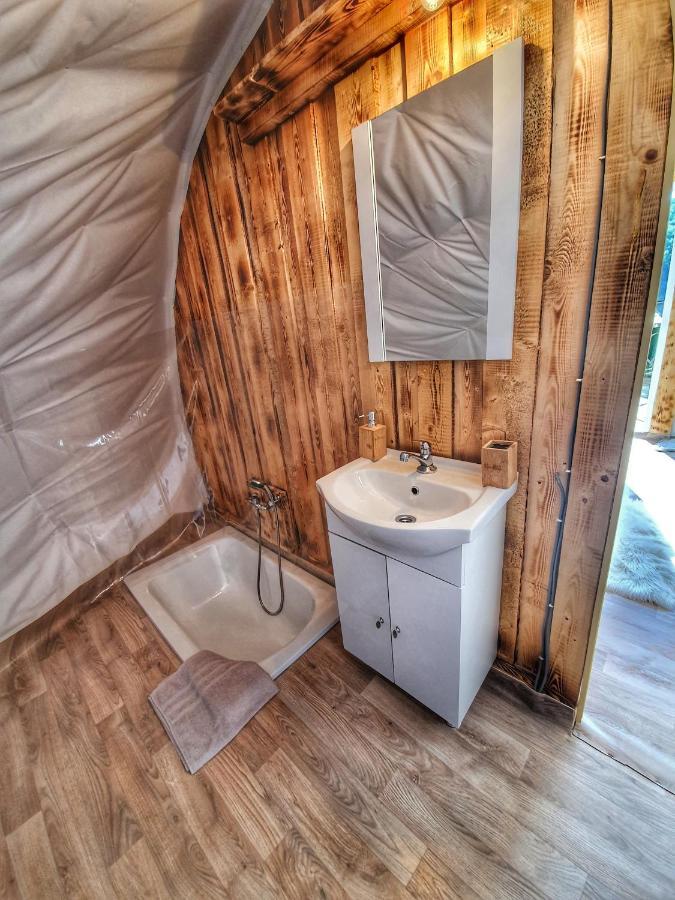 Hotel Sunrise Glamping Retreat à Galesu Chambre photo