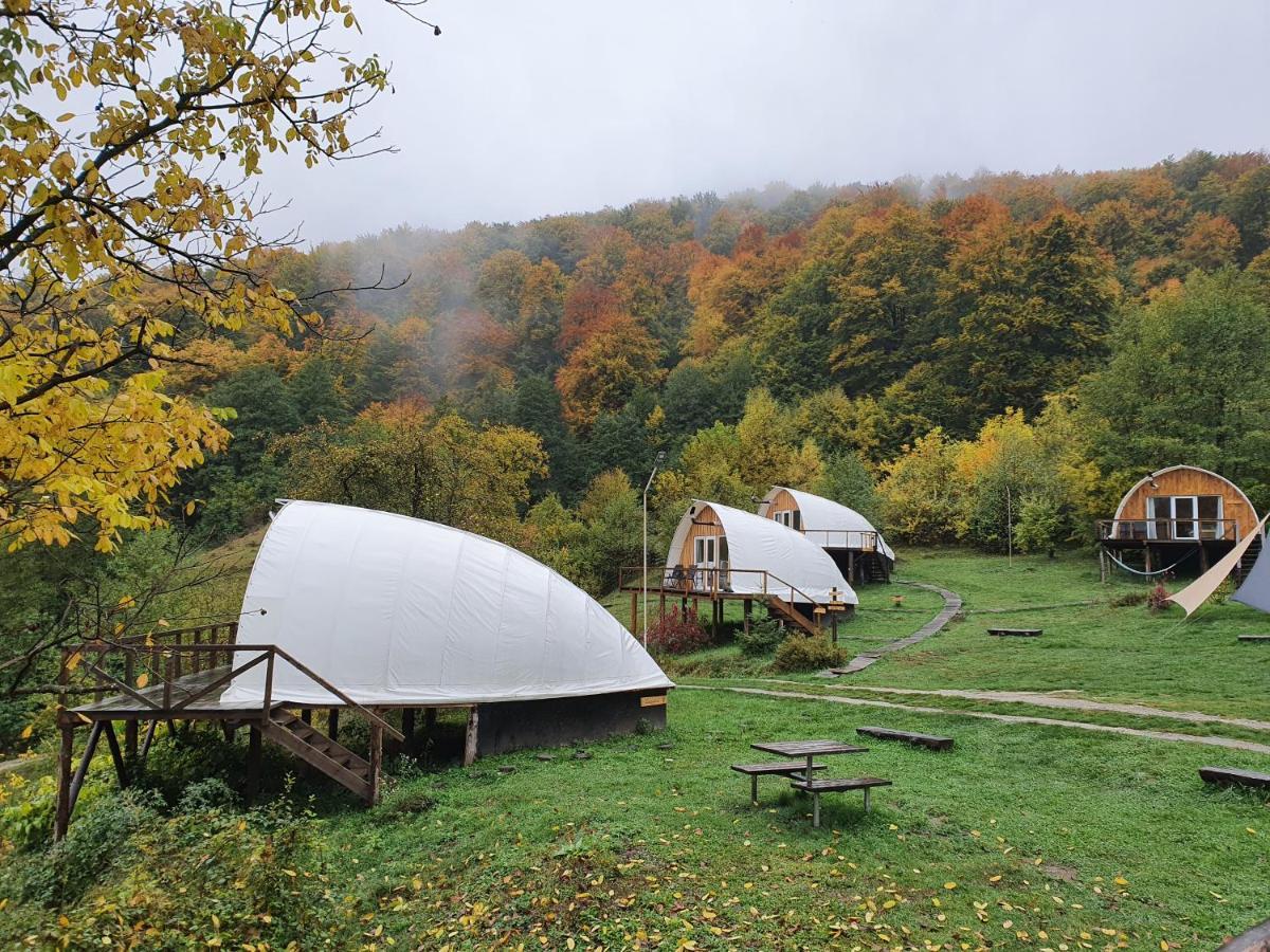 Hotel Sunrise Glamping Retreat à Galesu Extérieur photo