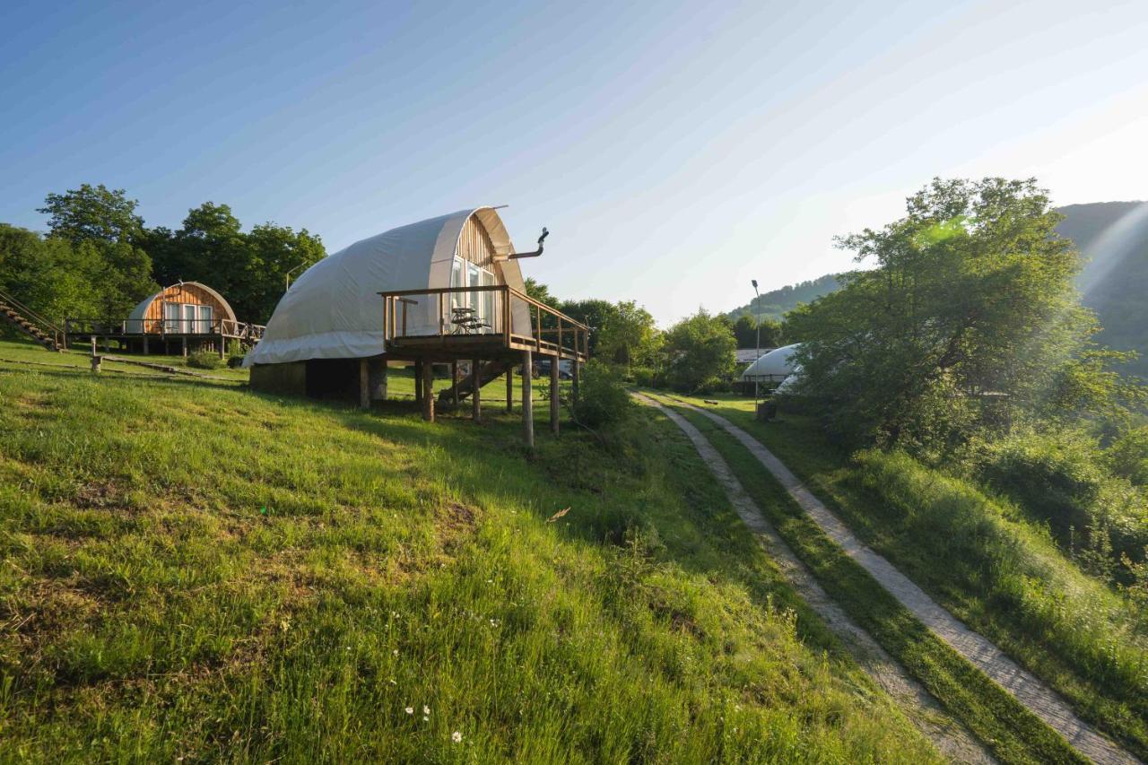 Hotel Sunrise Glamping Retreat à Galesu Extérieur photo