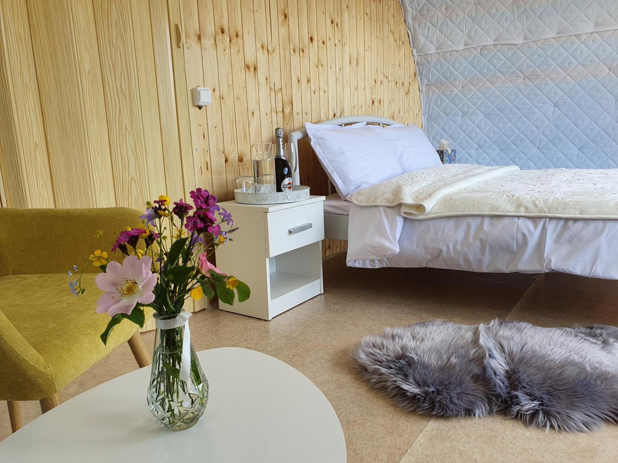 Hotel Sunrise Glamping Retreat à Galesu Chambre photo